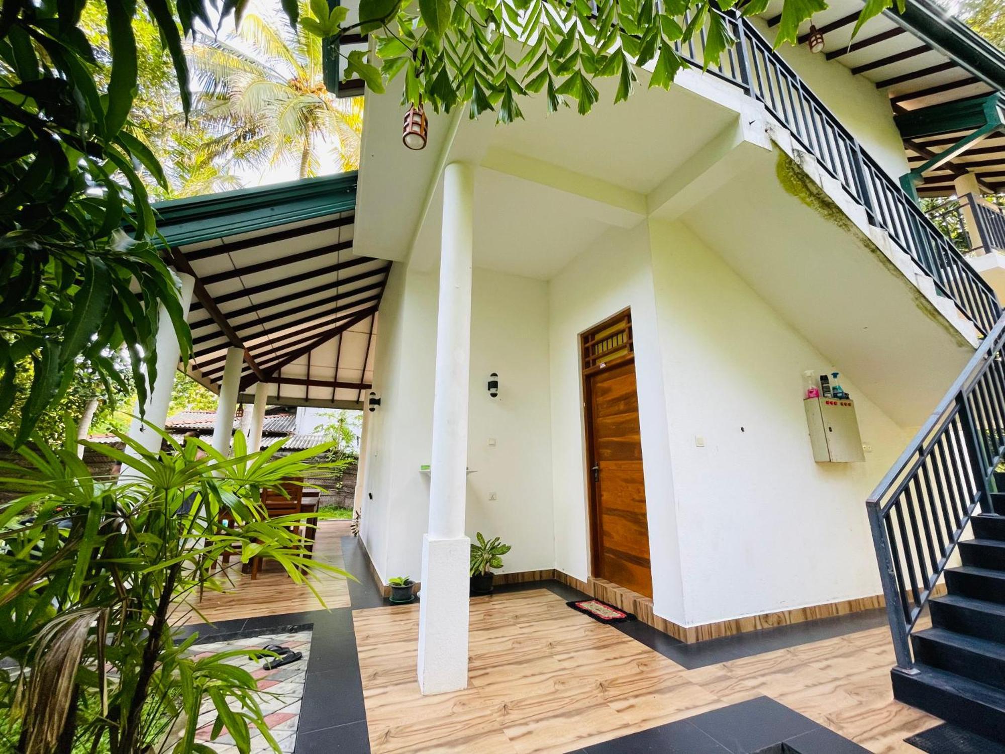 Yala Safari River View Hotel Tissamaharama Exterior foto
